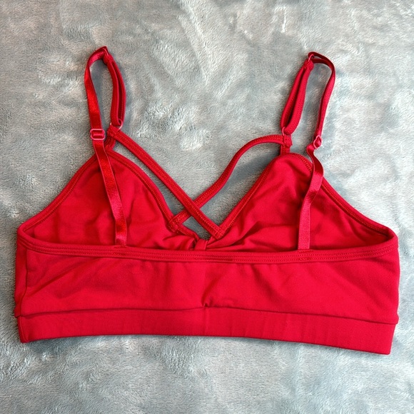 Rare Bombshell Sportswear Red Sports Bra Size Medium - Picture 8 of 11